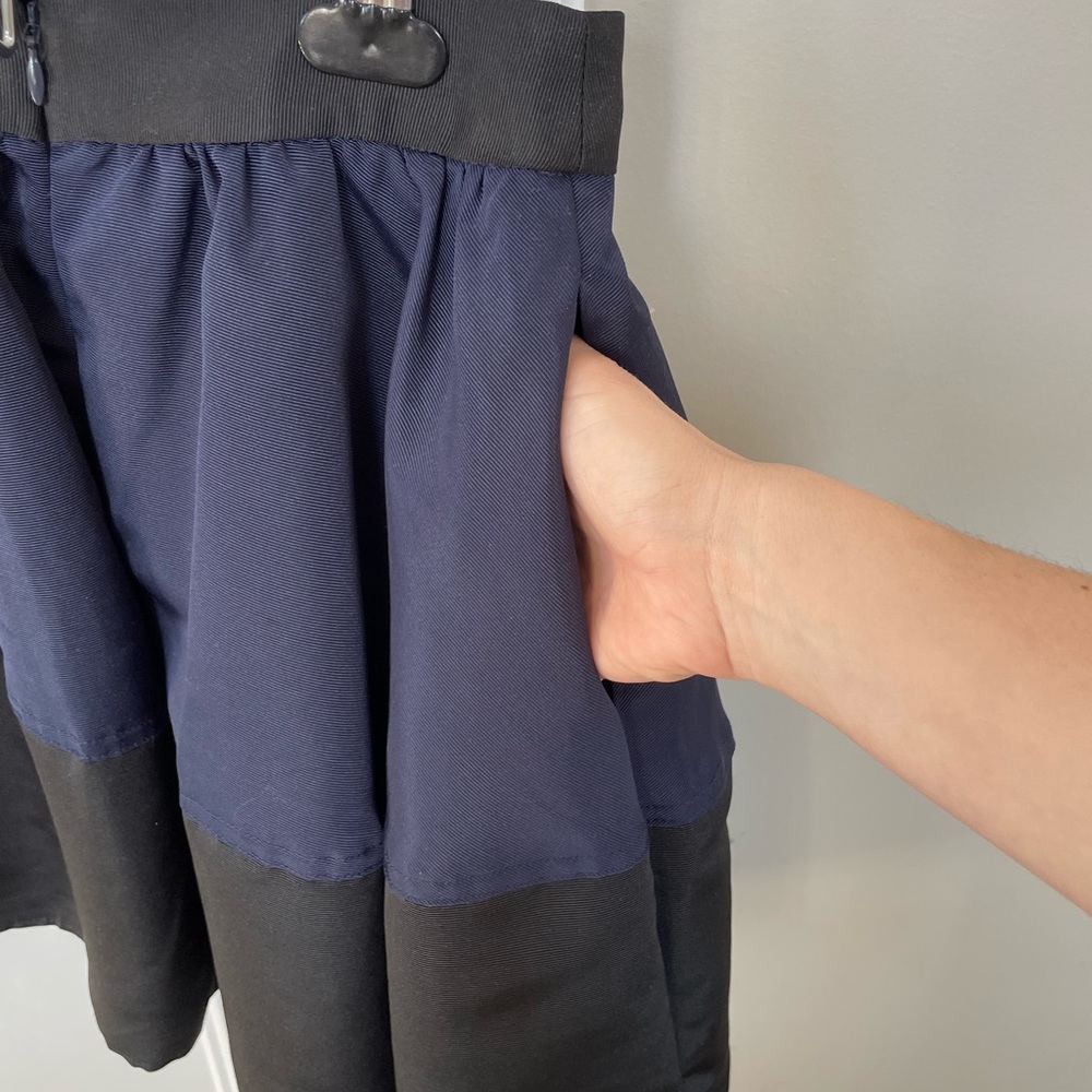 EXPRESS, Mini Skirt, Size 0 - Picture 3 of 4